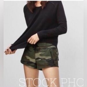 TNA camo shorts size s